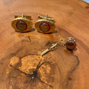 Cufflinks with tie pin